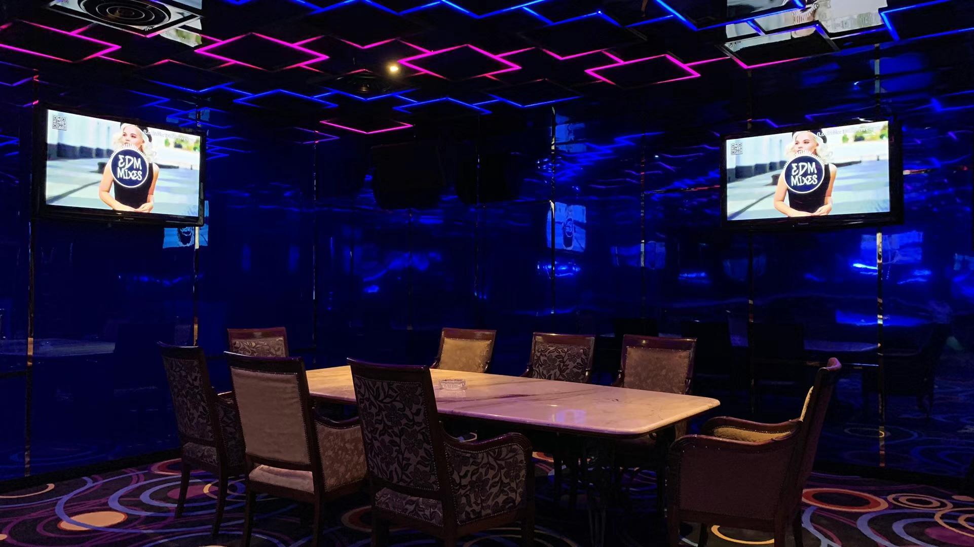 Project - Club de Vegas